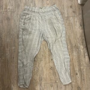 Women’s Anthropologie Pants Medium